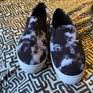 Women canvas sneakers